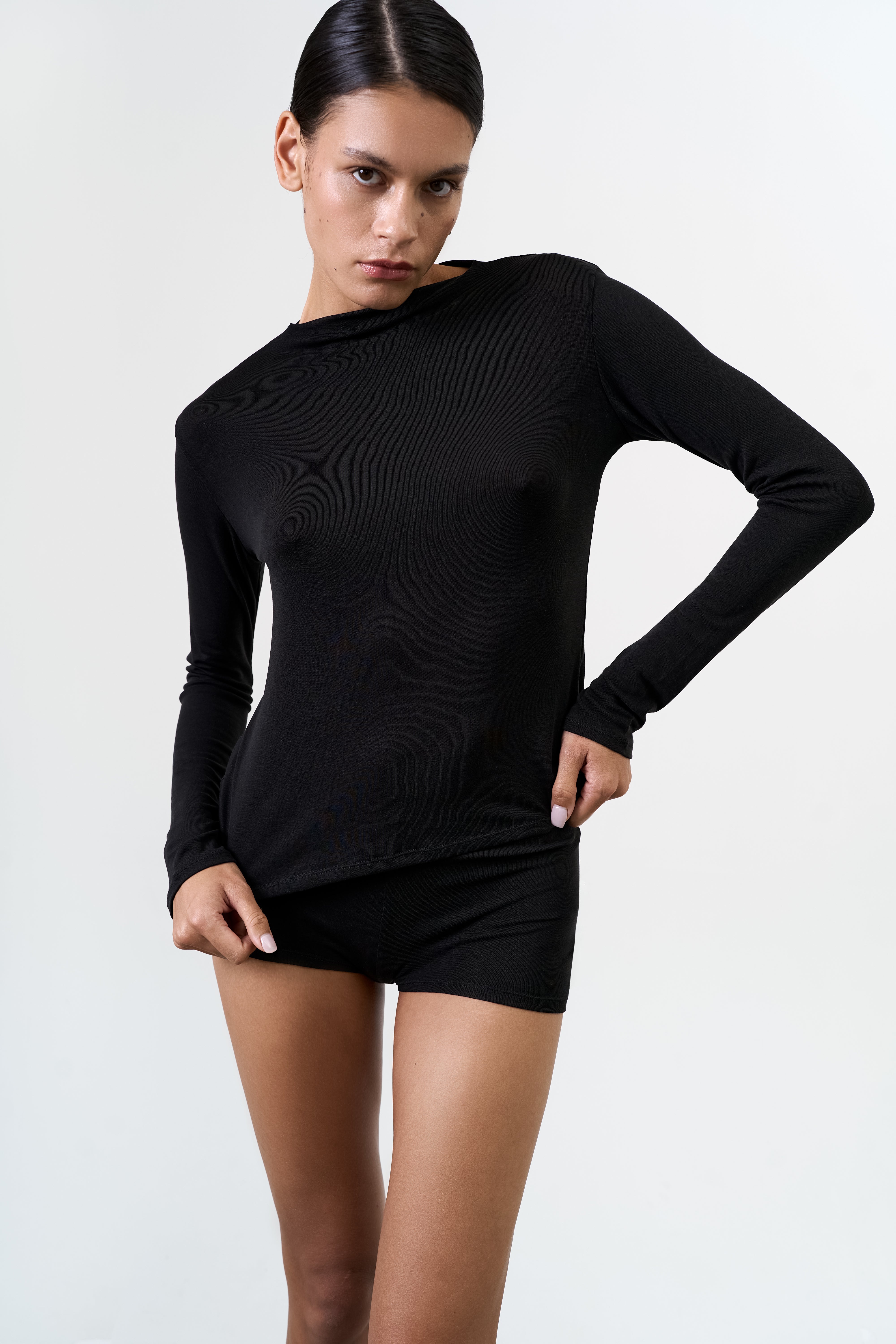 Close Neck Long Sleeve